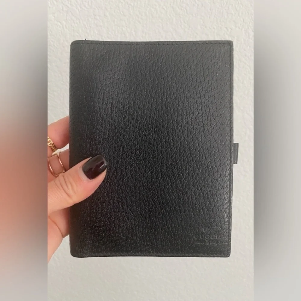 Gucci Authentic Black Leather Agenda - Small EUC